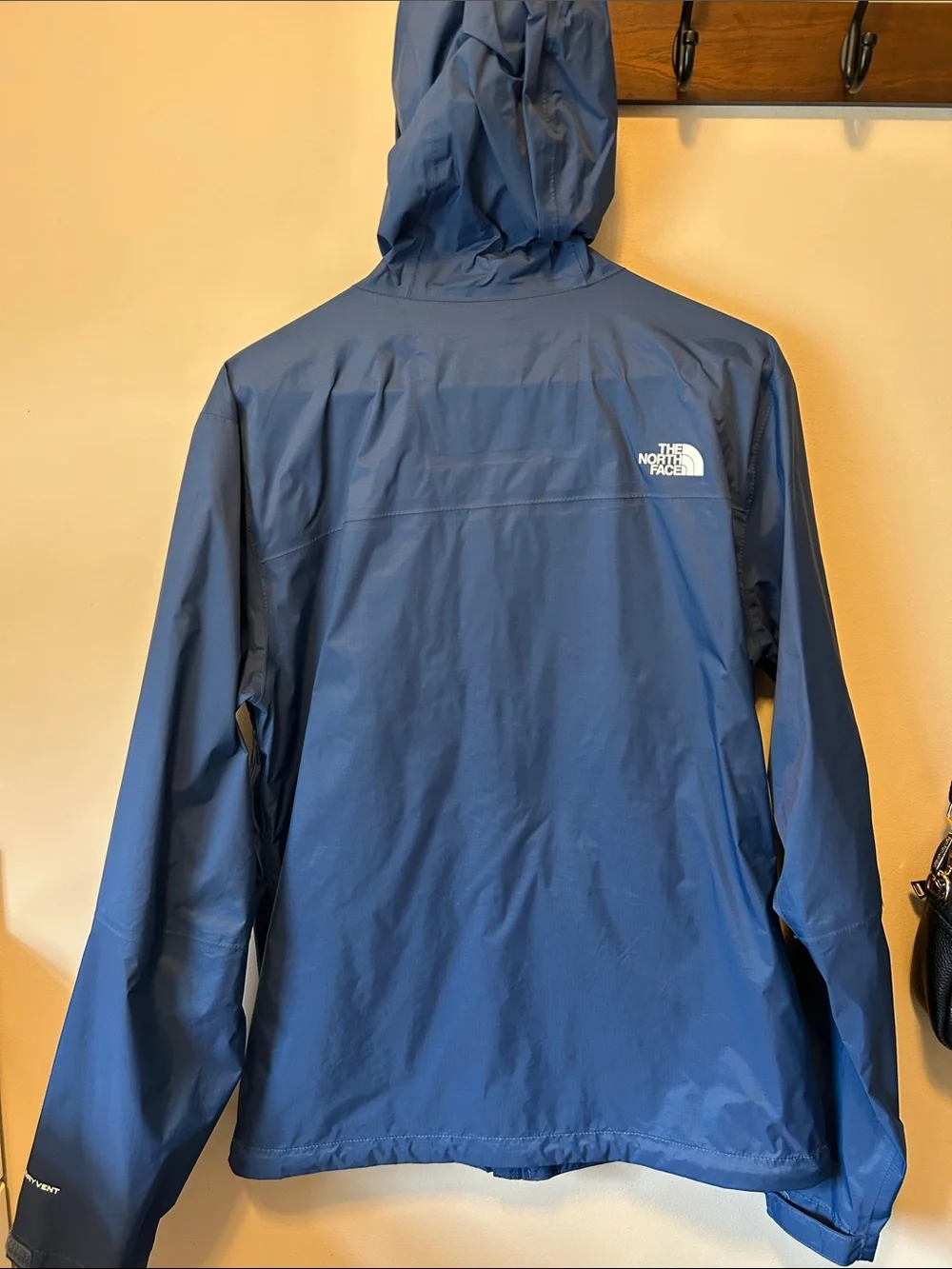 The North Face Men’s Royal Blue Hooded windbreaker Jacket